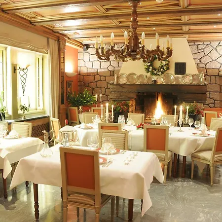 Отель Restaurant Chez Henriette 3*